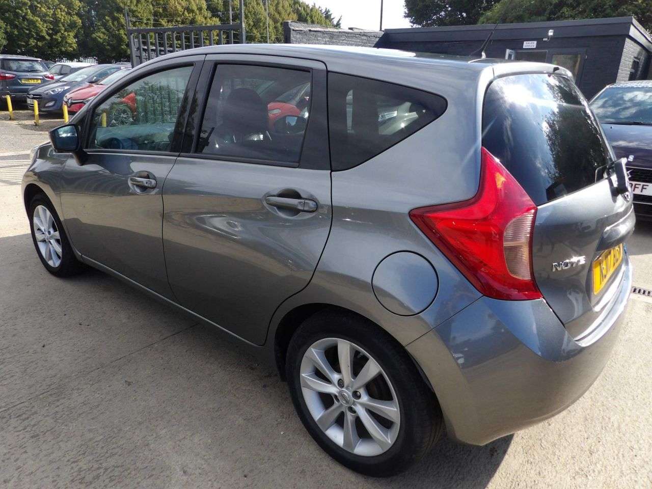 A 2017 NISSAN NOTE 1.5 dCi Tekna Hatchback 5dr Diesel Manual Euro 6 (s/s) (90 ps) A 2017 NISSAN NOTE 1.5 dCi Tekna Hatchback 5dr Diesel Manual Euro 6 (s/s) (90 ps)