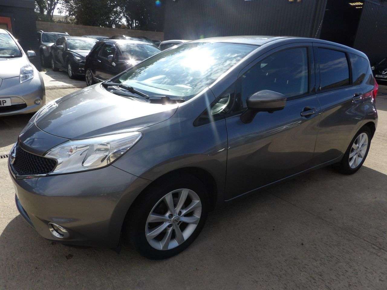 A 2017 NISSAN NOTE 1.5 dCi Tekna Hatchback 5dr Diesel Manual Euro 6 (s/s) (90 ps) A 2017 NISSAN NOTE 1.5 dCi Tekna Hatchback 5dr Diesel Manual Euro 6 (s/s) (90 ps)