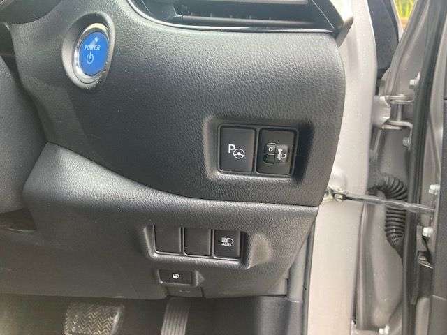 2019 TOYOTA CHR 2019 TOYOTA CHR