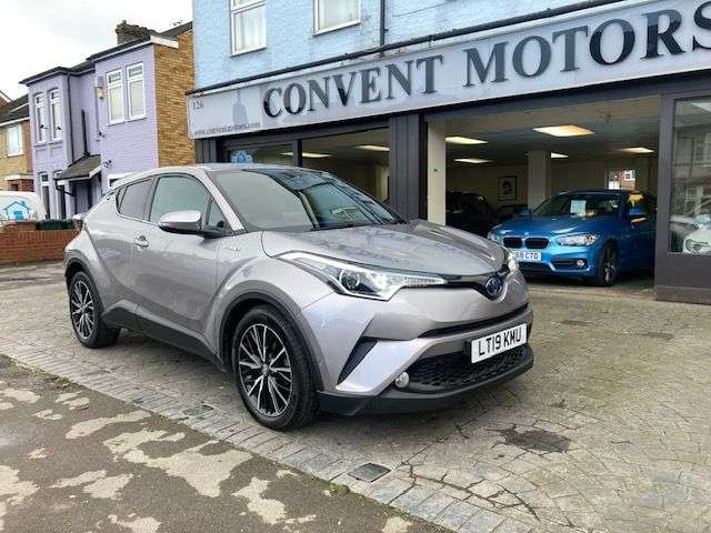 A 2019 TOYOTA CHR 1.8 EXCEL 5d 122 BHP SAT NAV, LEATHER HEATED, 18 INCH A 2019 TOYOTA CHR 1.8 EXCEL 5d 122 BHP SAT NAV, LEATHER HEATED, 18 INCH