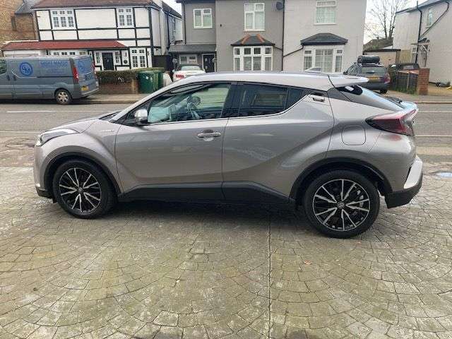 2019 TOYOTA CHR 2019 TOYOTA CHR