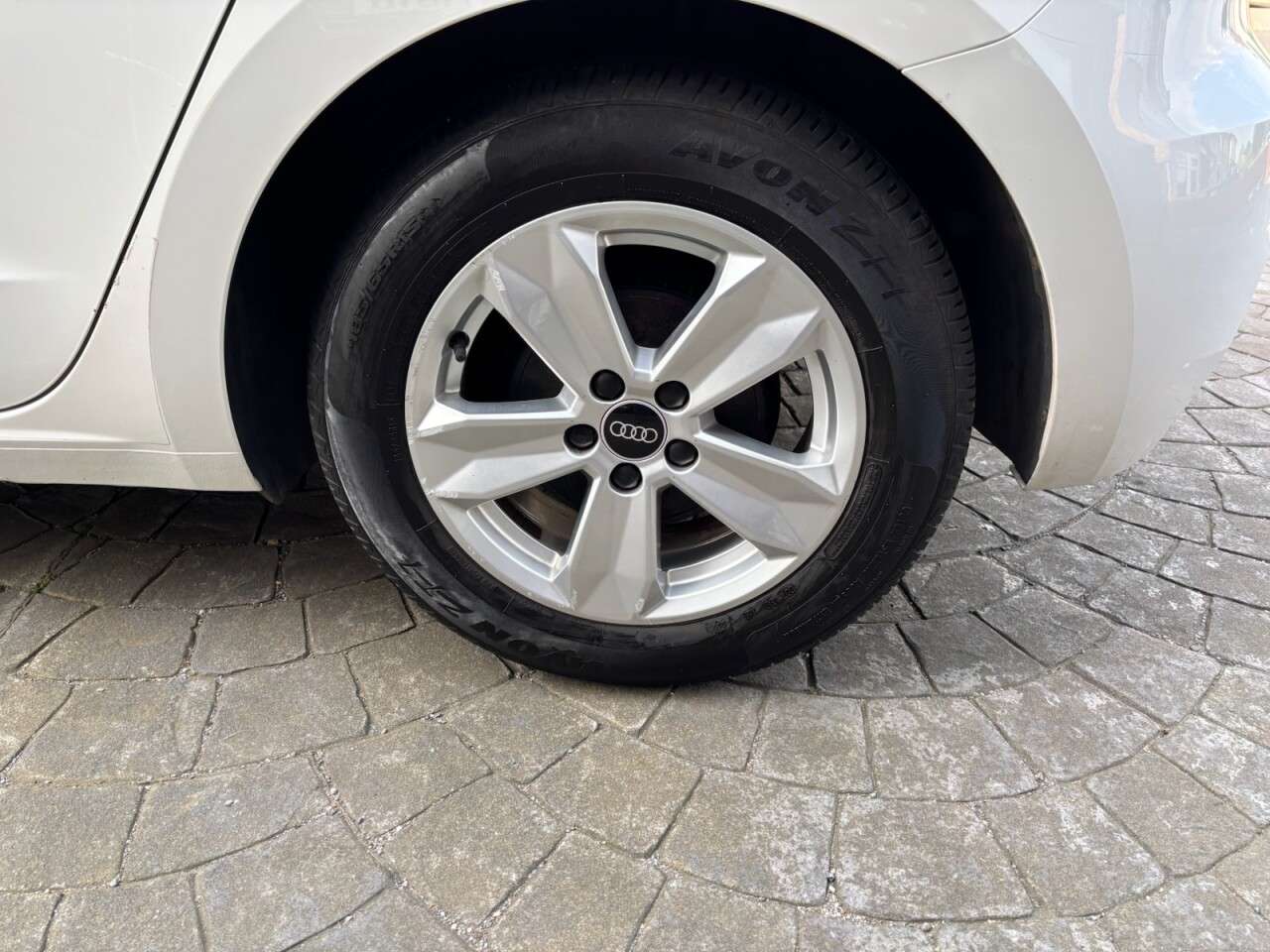 2021 AUDI A1 2021 AUDI A1