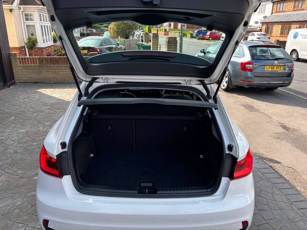 2021 AUDI A1 2021 AUDI A1