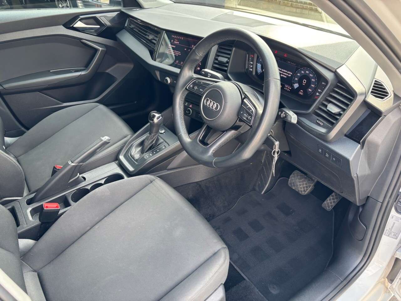 2021 AUDI A1 2021 AUDI A1