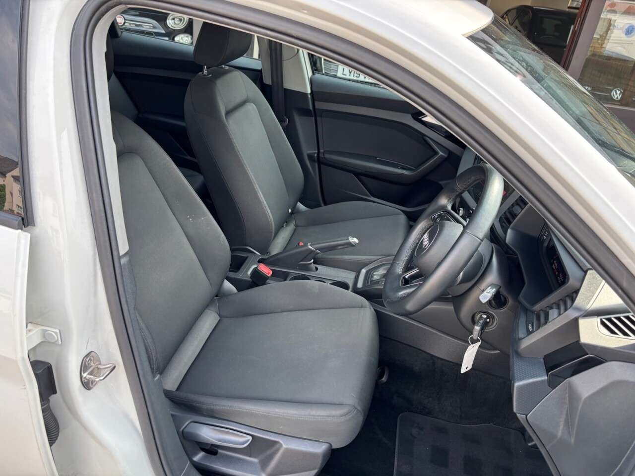 2021 AUDI A1 2021 AUDI A1