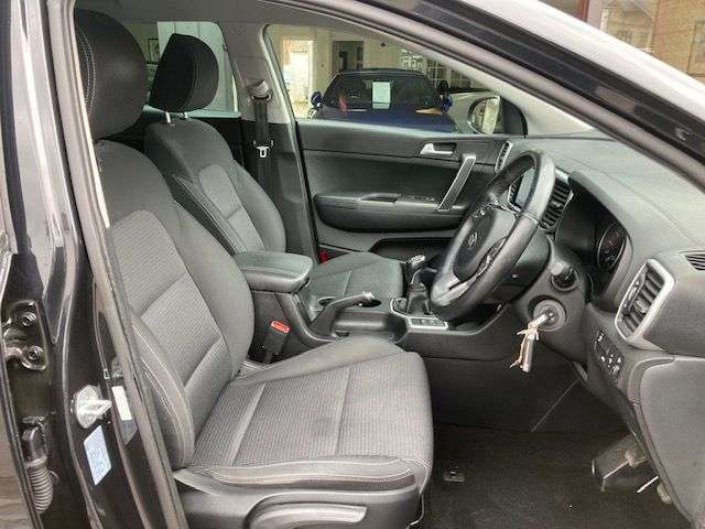 2021 KIA SPORTAGE 2021 KIA SPORTAGE