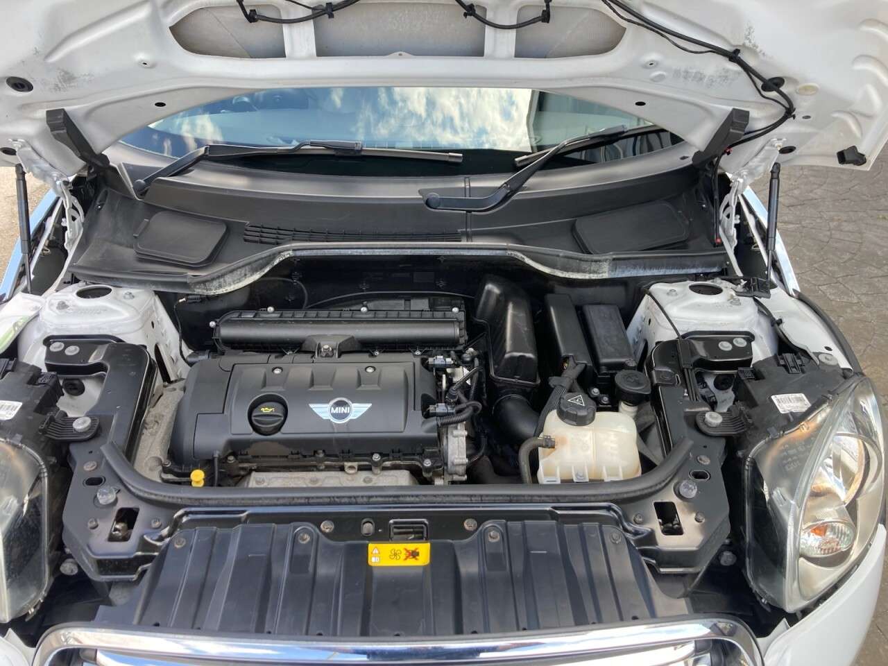 2011 MINI COUNTRYMAN 2011 MINI COUNTRYMAN