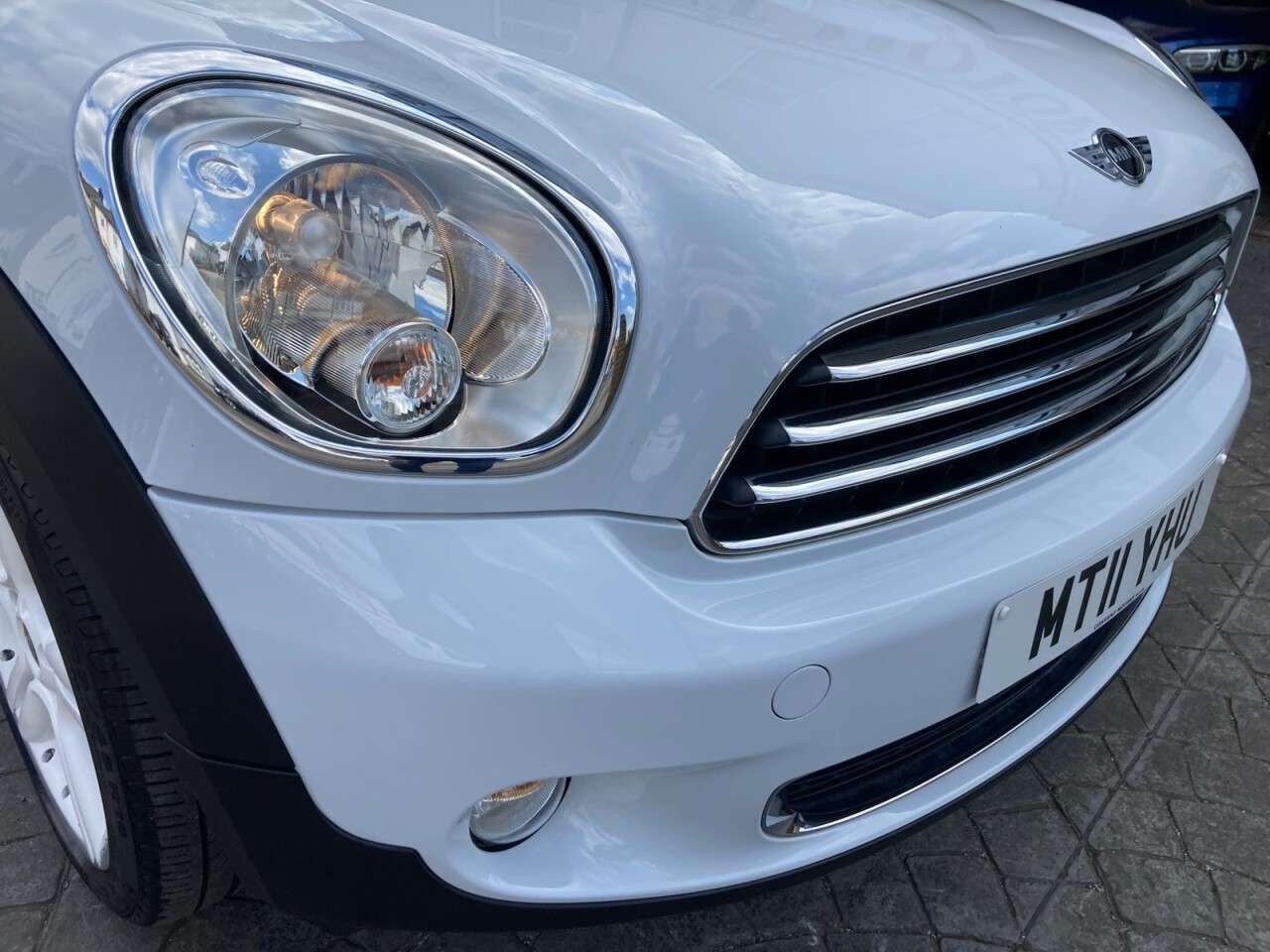 2011 MINI COUNTRYMAN 2011 MINI COUNTRYMAN