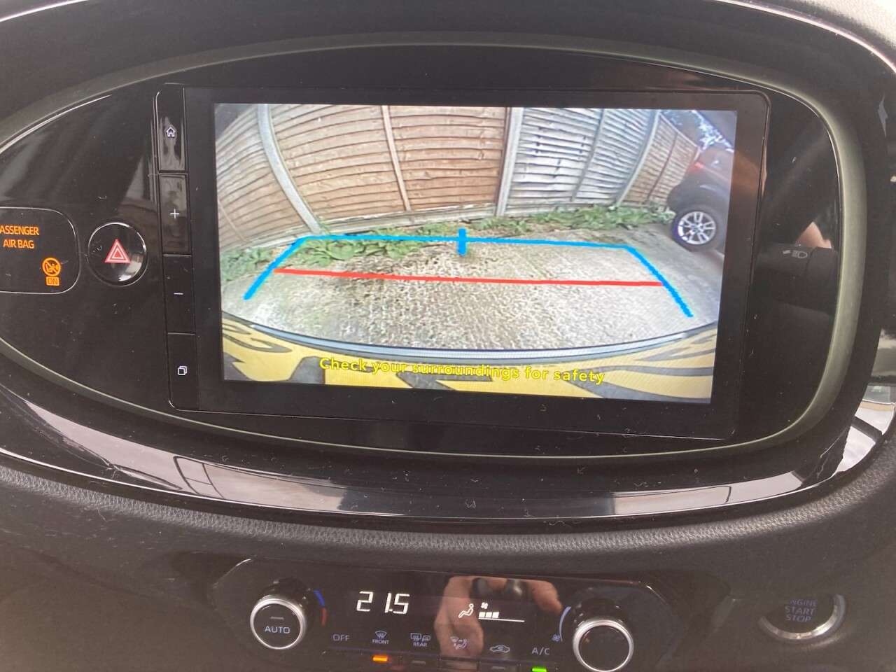 2022 TOYOTA AYGO X 2022 TOYOTA AYGO X