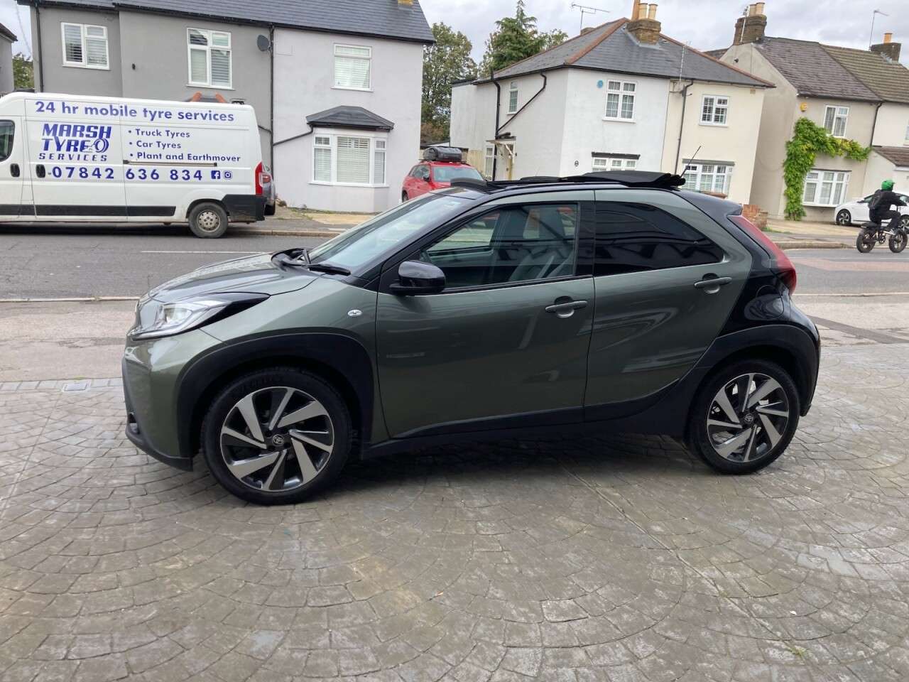 2022 TOYOTA AYGO X 2022 TOYOTA AYGO X