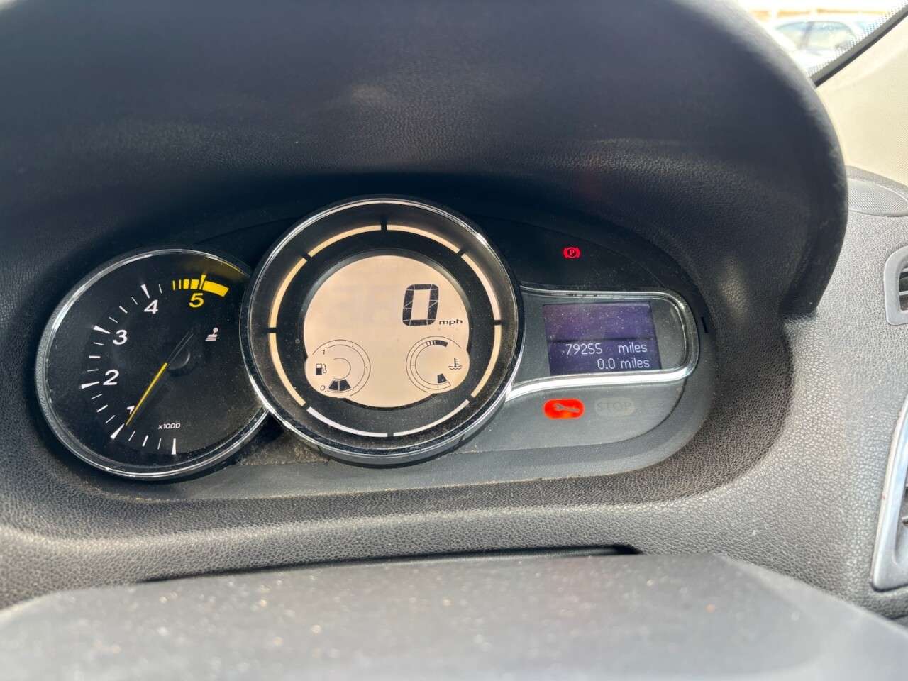 2014 RENAULT MEGANE 2014 RENAULT MEGANE