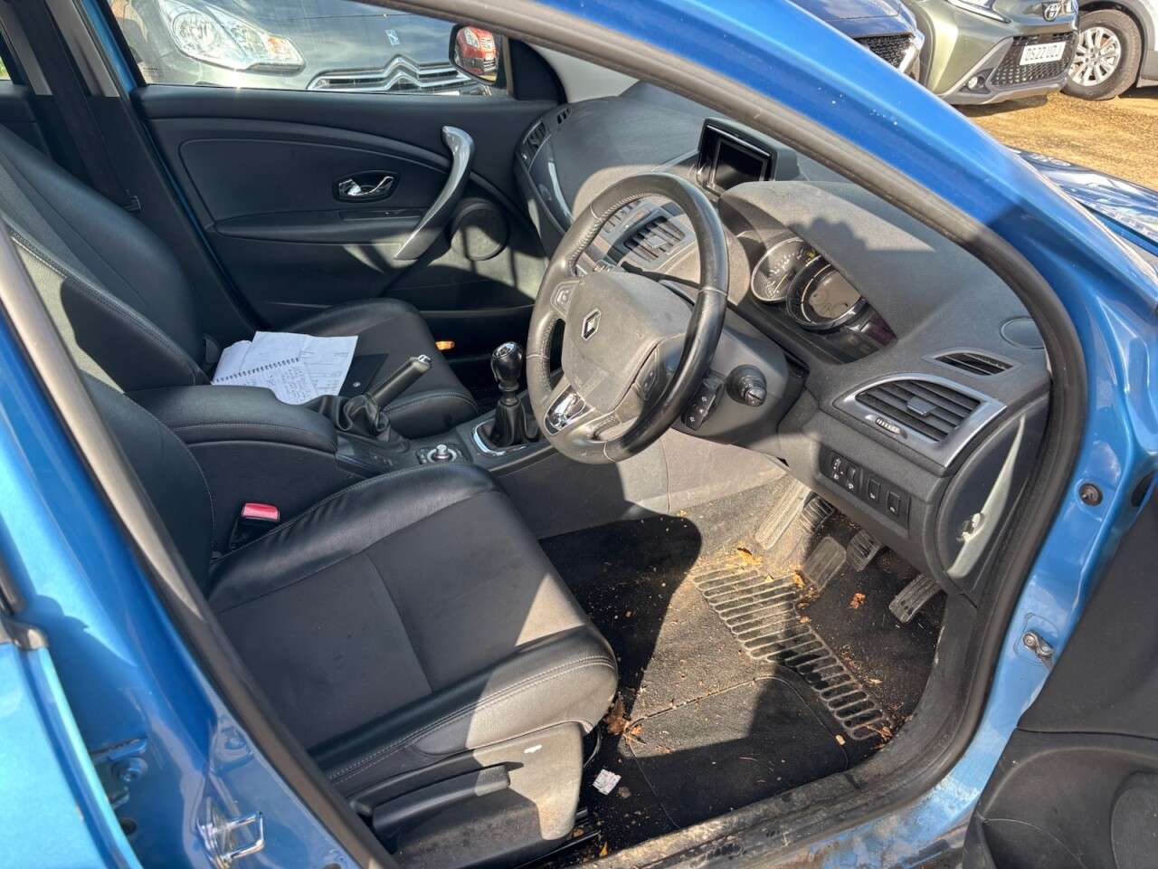 2014 RENAULT MEGANE 2014 RENAULT MEGANE