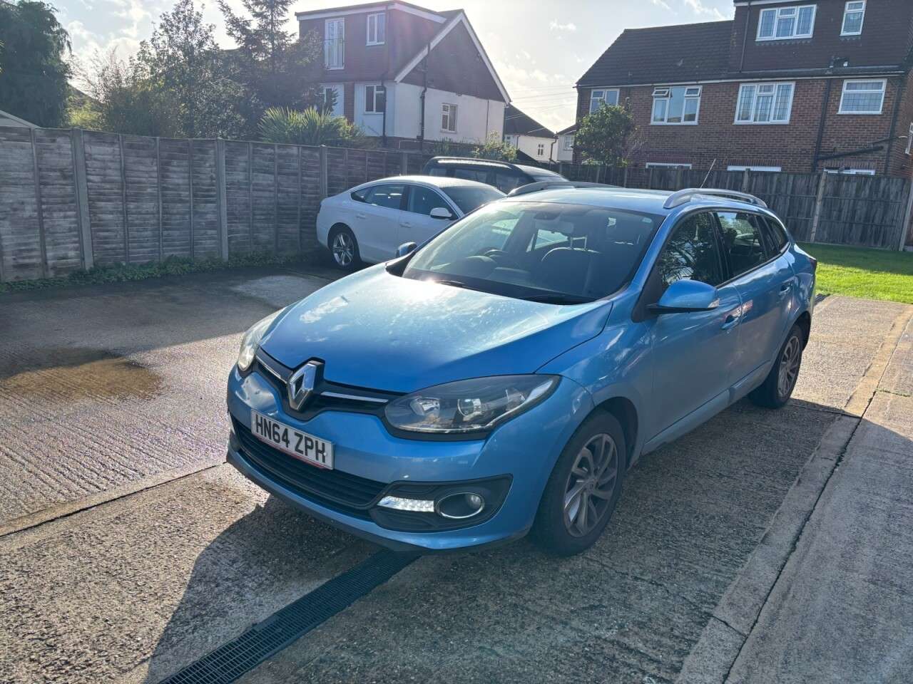 2014 RENAULT MEGANE 2014 RENAULT MEGANE