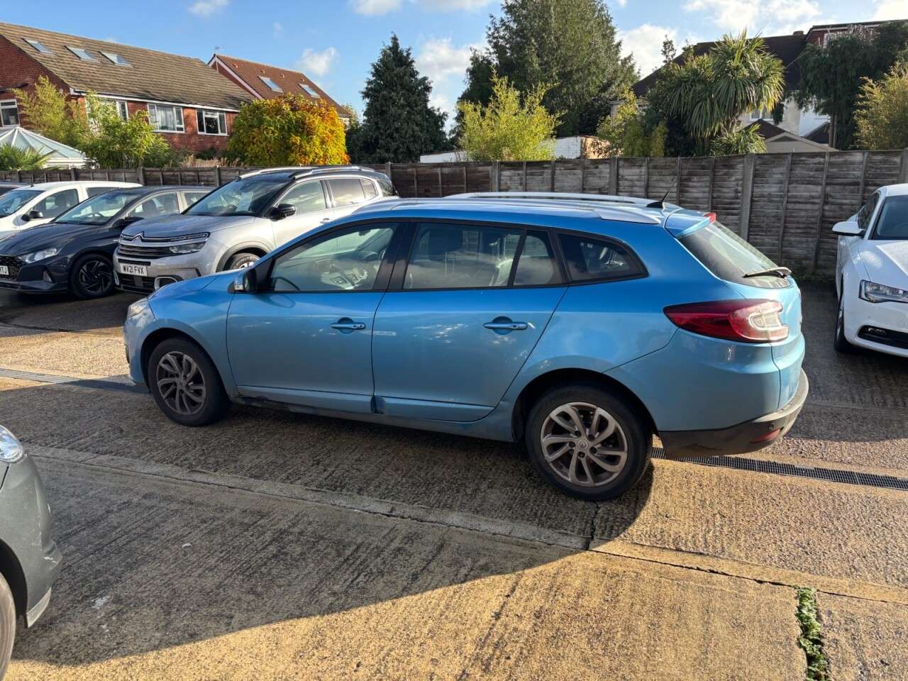 2014 RENAULT MEGANE 2014 RENAULT MEGANE