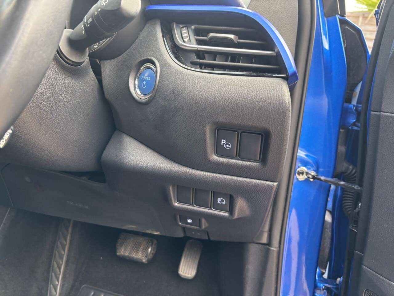 2020 TOYOTA C-HR 2020 TOYOTA C-HR