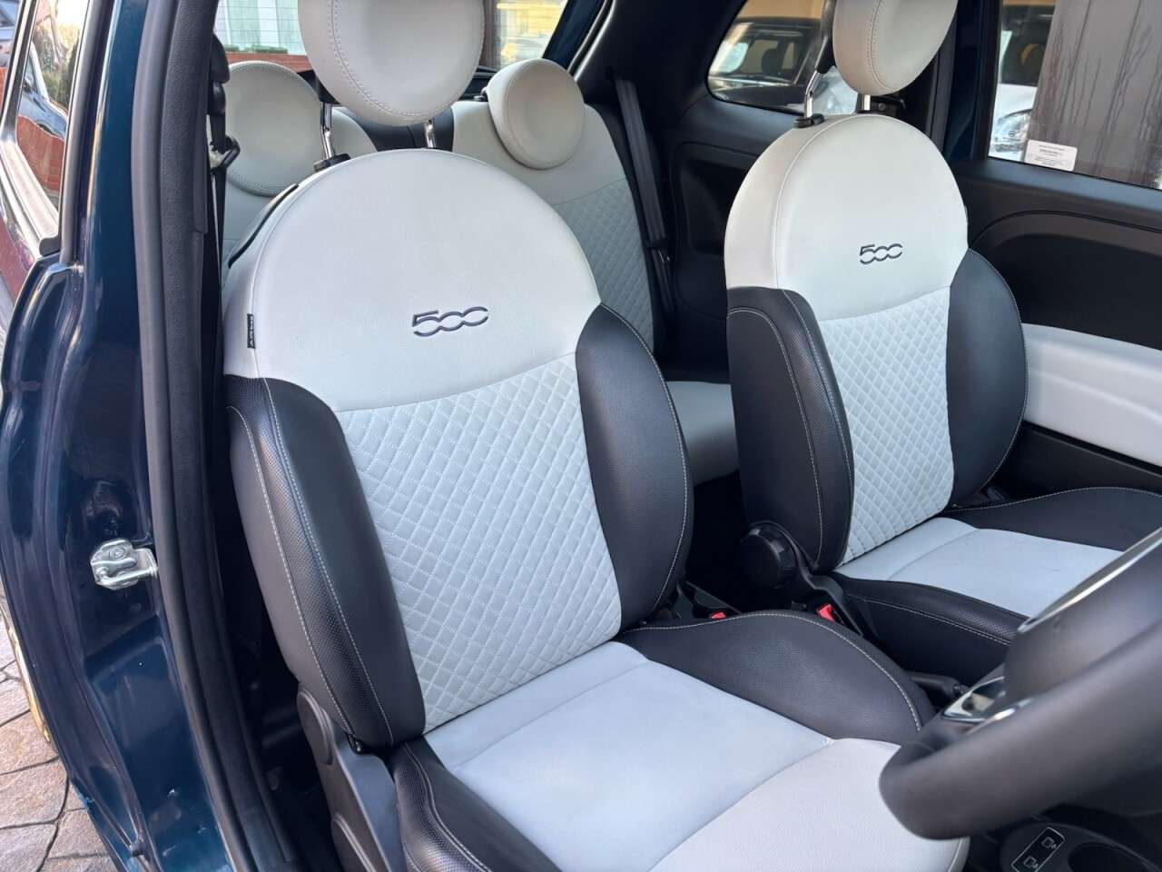 2022 FIAT 500 2022 FIAT 500