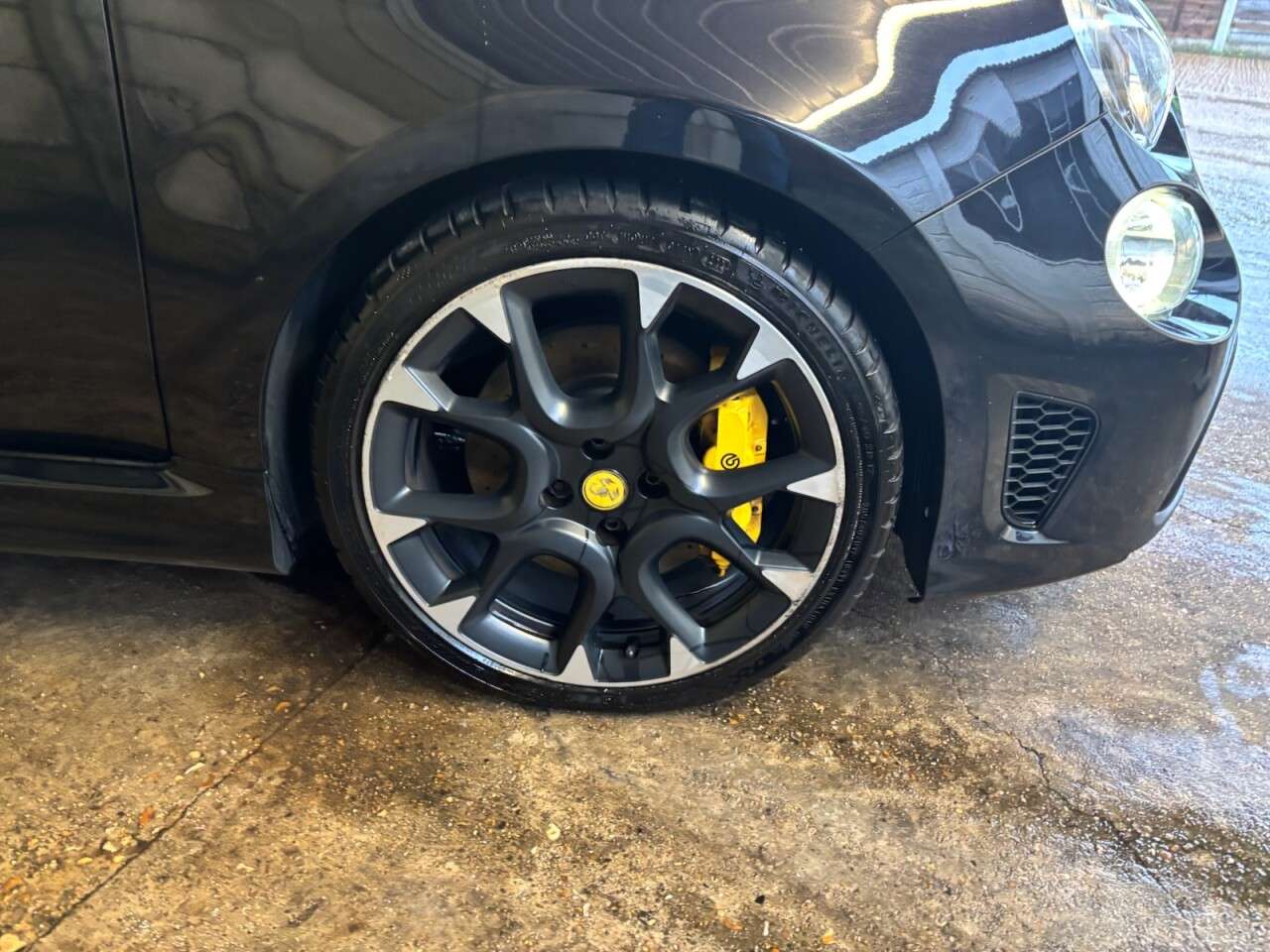 2019 ABARTH 595 2019 ABARTH 595