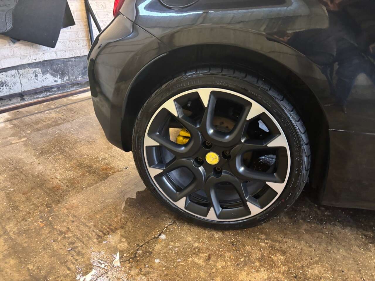 2019 ABARTH 595 2019 ABARTH 595