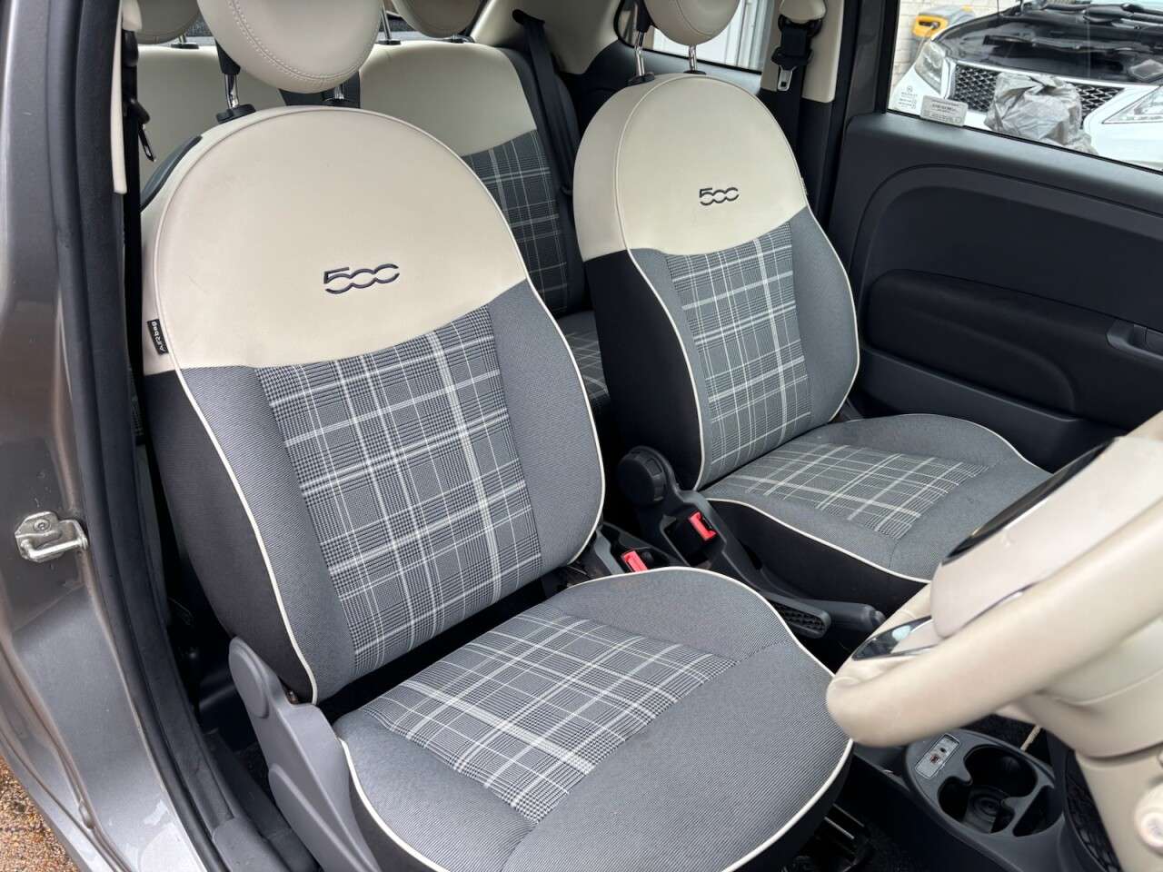 2016 FIAT 500 2016 FIAT 500