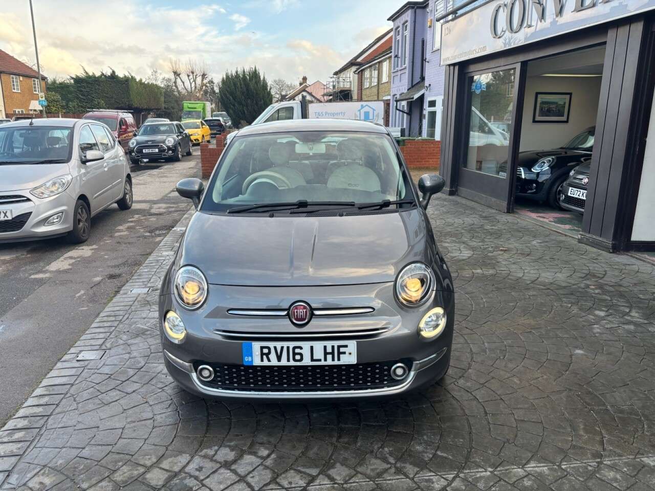 2016 FIAT 500 2016 FIAT 500