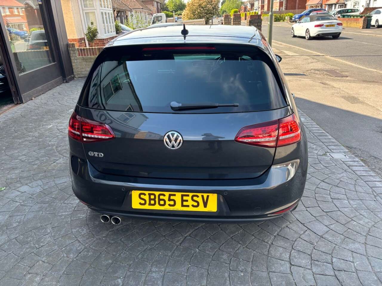 A 2015 VOLKSWAGEN GOLF 2.0 TDI BlueMotion Tech GTD Hatchback 5dr Diesel Manual Euro 6 (s/s) (184 p A 2015 VOLKSWAGEN GOLF 2.0 TDI BlueMotion Tech GTD Hatchback 5dr Diesel Manual Euro 6 (s/s) (184 p