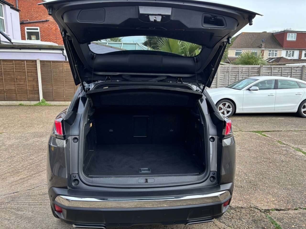 2021 PEUGEOT 3008 2021 PEUGEOT 3008