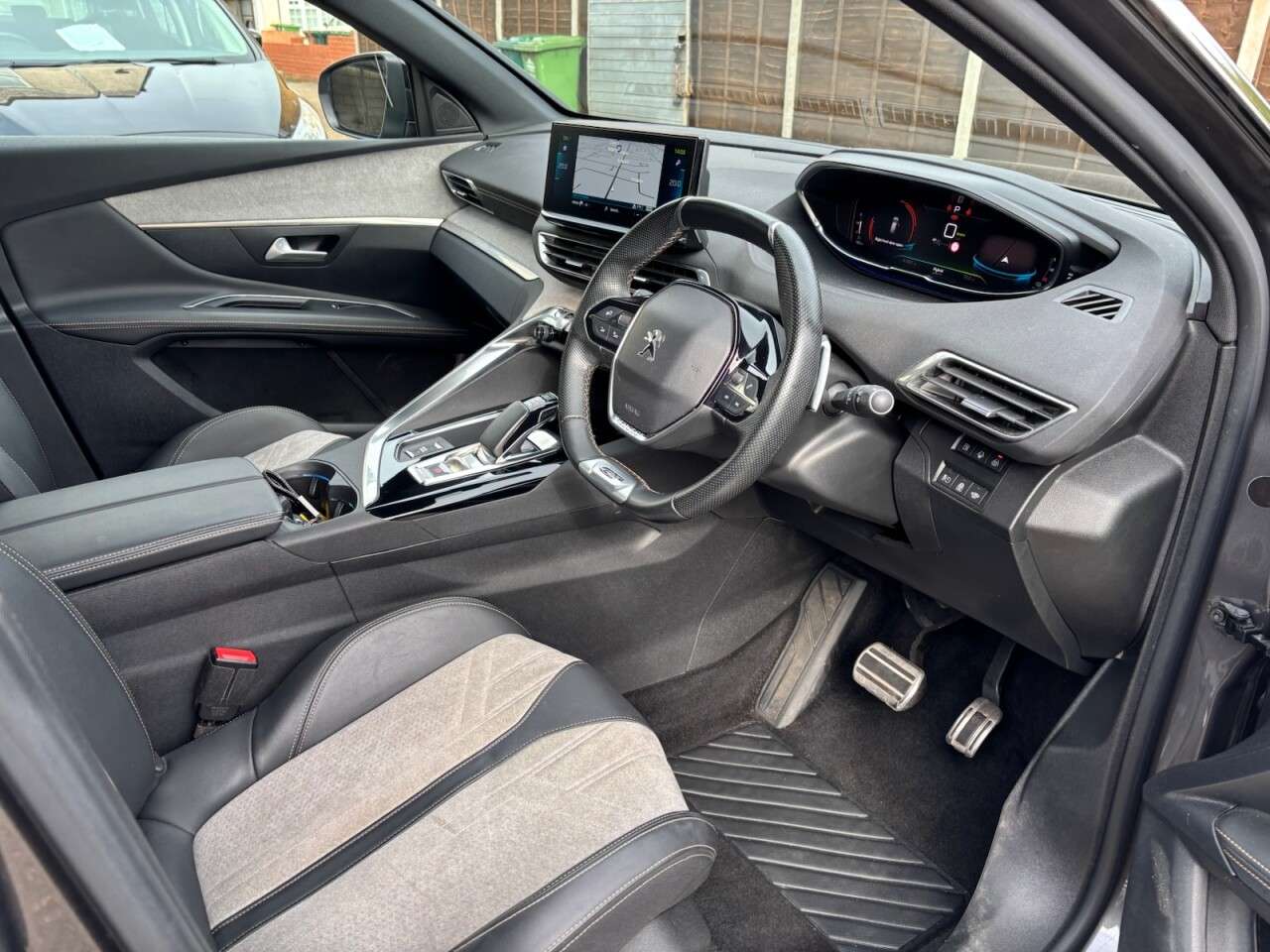 2021 PEUGEOT 3008 2021 PEUGEOT 3008