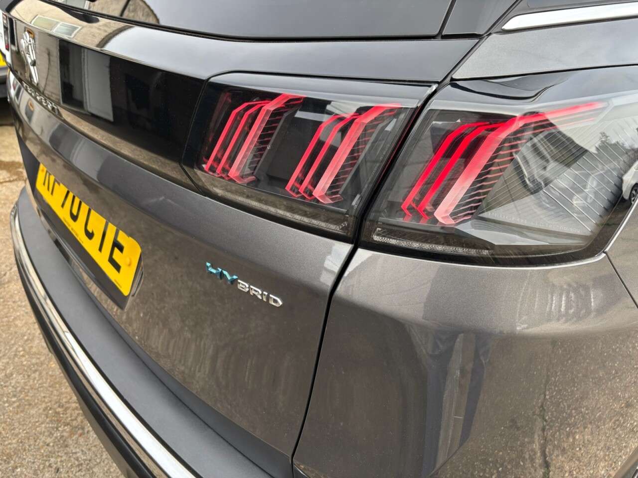 2021 PEUGEOT 3008 2021 PEUGEOT 3008