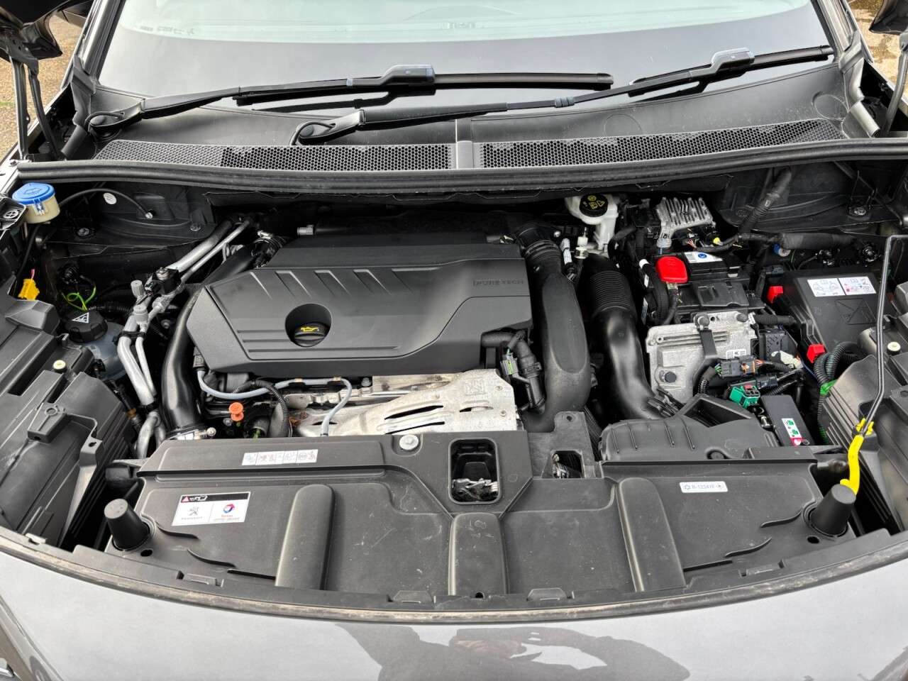 2021 PEUGEOT 3008 2021 PEUGEOT 3008