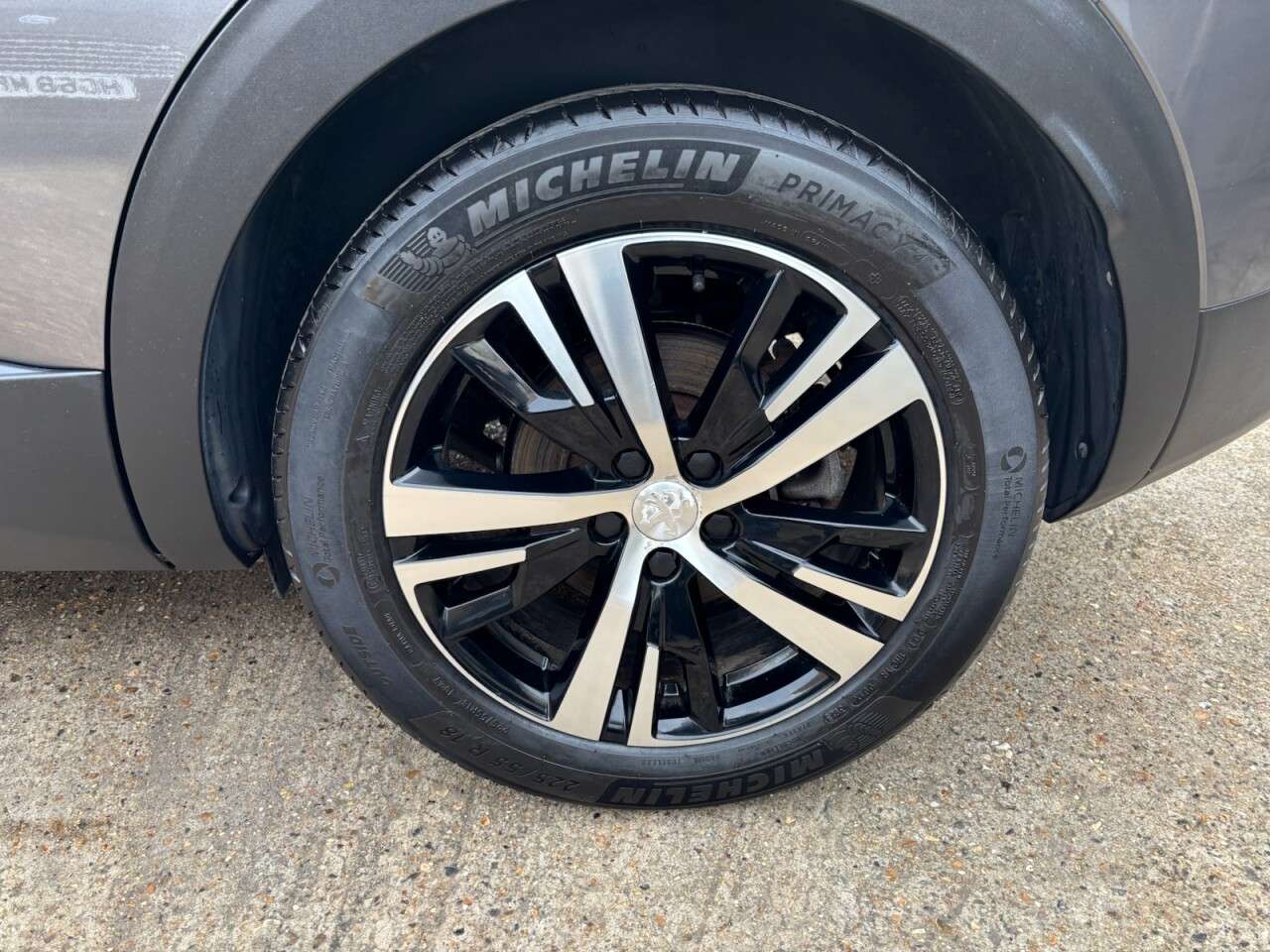 2021 PEUGEOT 3008 2021 PEUGEOT 3008