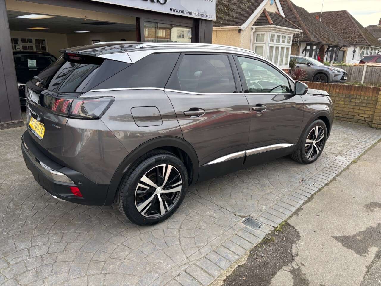A 2021 PEUGEOT 3008 1.6 13.2kWh GT Premium SUV 5dr Petrol Plug-in Hybrid e-EAT Euro 6 (s/s) (22 A 2021 PEUGEOT 3008 1.6 13.2kWh GT Premium SUV 5dr Petrol Plug-in Hybrid e-EAT Euro 6 (s/s) (22