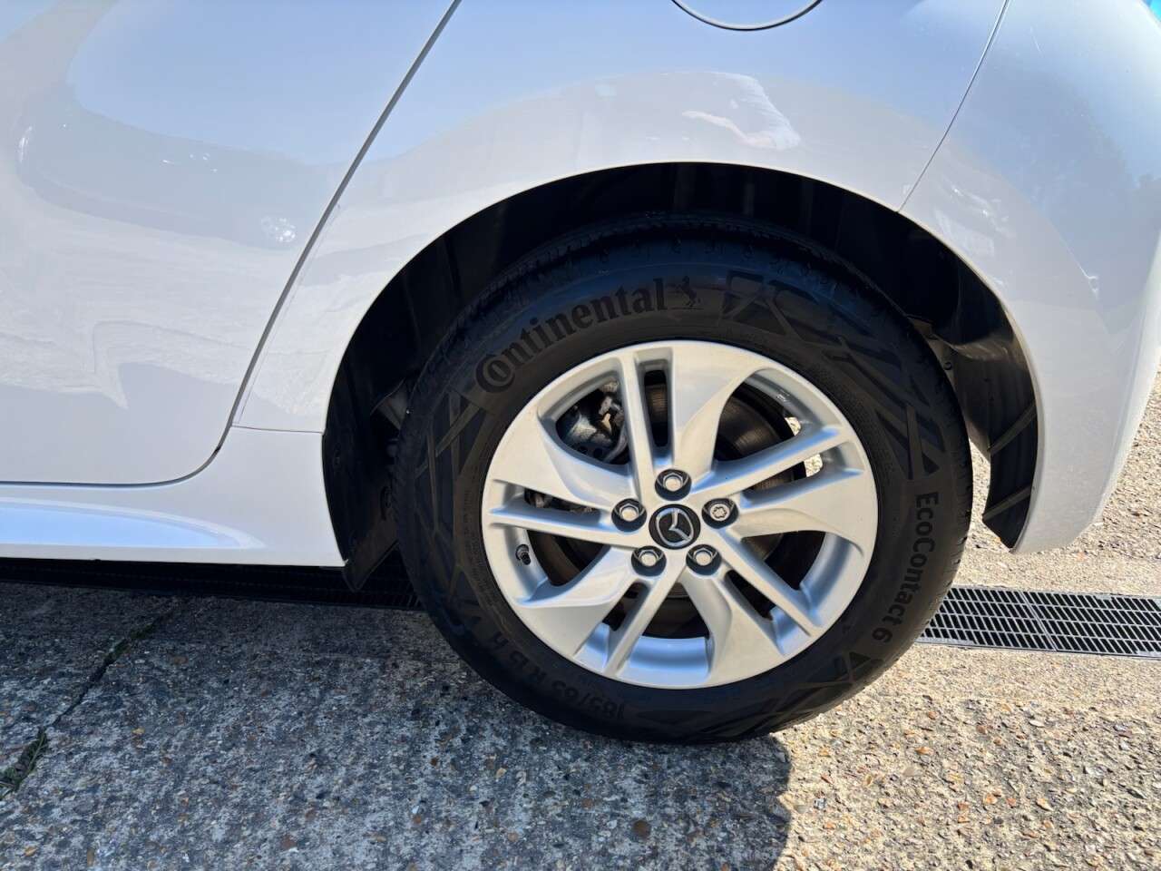 2022 MAZDA MAZDA2 HYBRID 2022 MAZDA MAZDA2 HYBRID