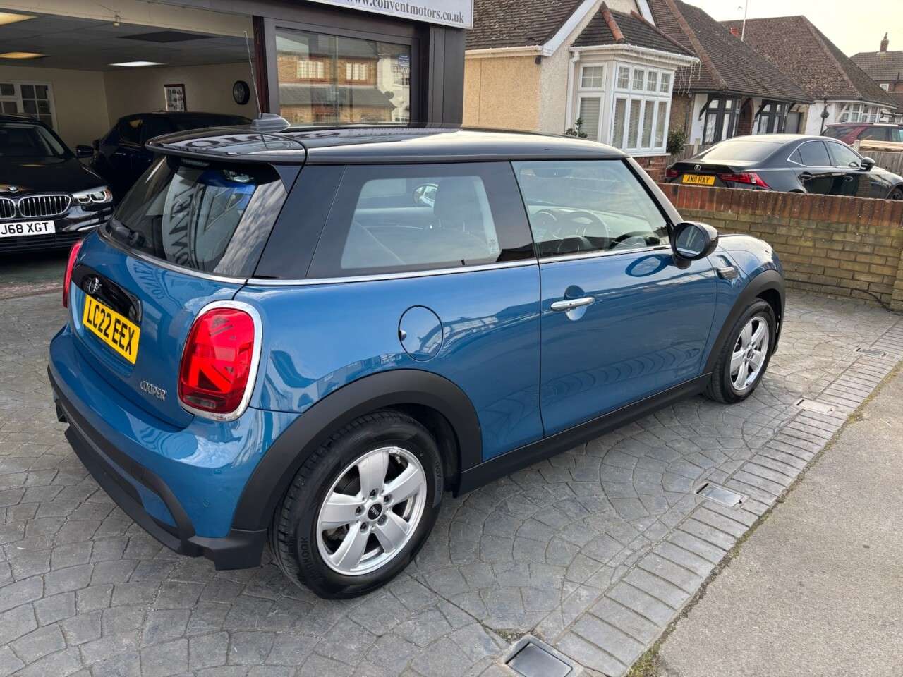 A 2022 MINI HATCH 1.5 Cooper Classic Hatchback 3dr Petrol Manual Euro 6 (s/s) (136 ps) APPLE A 2022 MINI HATCH 1.5 Cooper Classic Hatchback 3dr Petrol Manual Euro 6 (s/s) (136 ps) APPLE