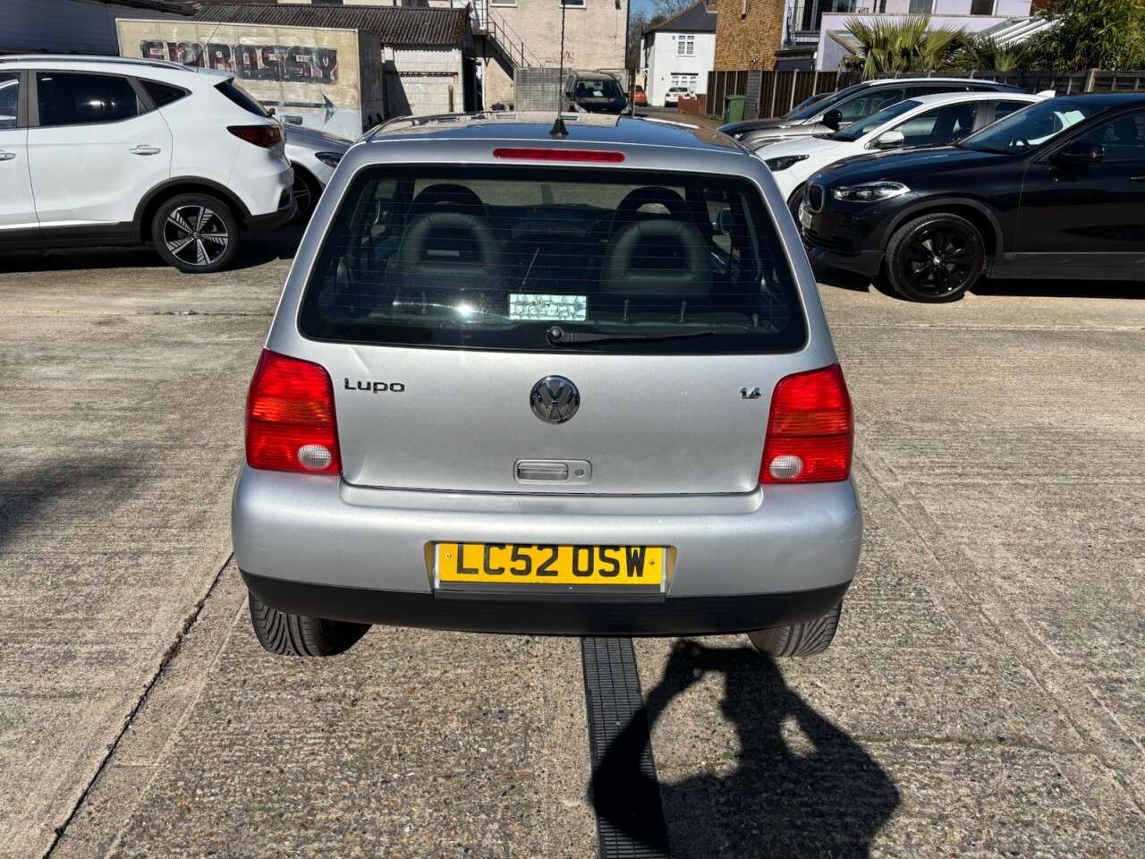 A 2002 VOLKSWAGEN LUPO 1.4 S Hatchback 3dr Petrol Automatic (185 g/km, 75 bhp) AIR CONDITIONING, H A 2002 VOLKSWAGEN LUPO 1.4 S Hatchback 3dr Petrol Automatic (185 g/km, 75 bhp) AIR CONDITIONING, H