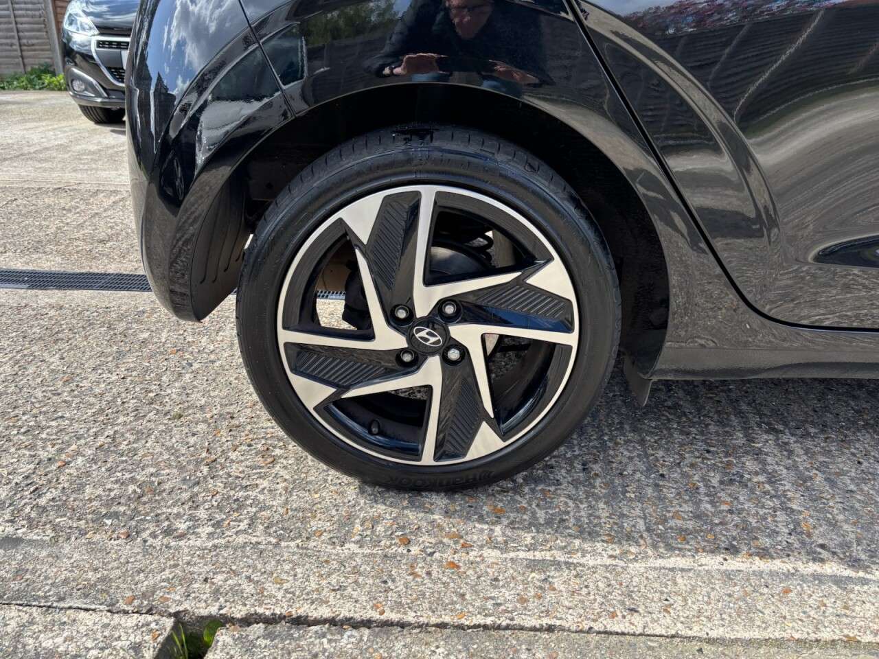 2023 HYUNDAI I10 2023 HYUNDAI I10