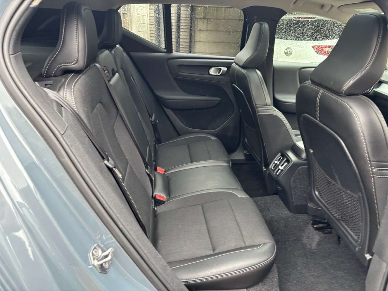 2019 VOLVO XC40 2019 VOLVO XC40