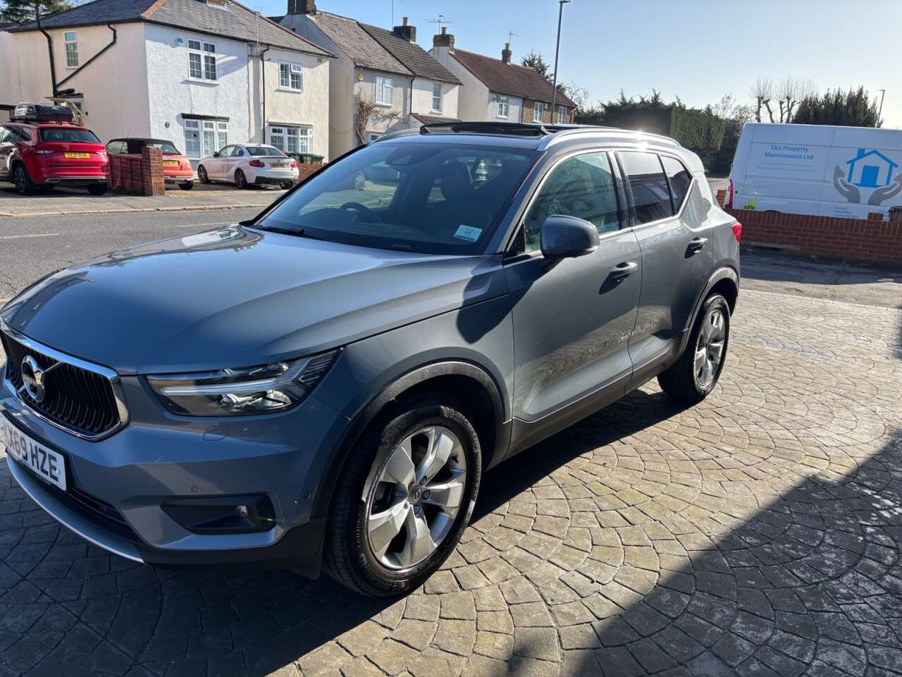 2019 VOLVO XC40 2019 VOLVO XC40