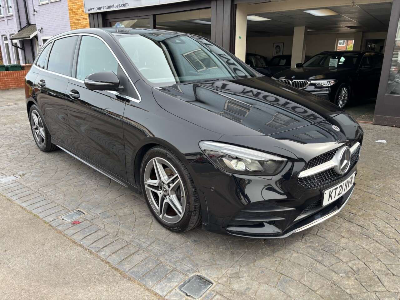 A 2021 MERCEDES-BENZ B-CLASS 1.3 B180 AMG Line (Executive) MPV 5dr Petrol 7G-DCT Euro 6 (s/s) (136 ps) B A 2021 MERCEDES-BENZ B-CLASS 1.3 B180 AMG Line (Executive) MPV 5dr Petrol 7G-DCT Euro 6 (s/s) (136 ps) B