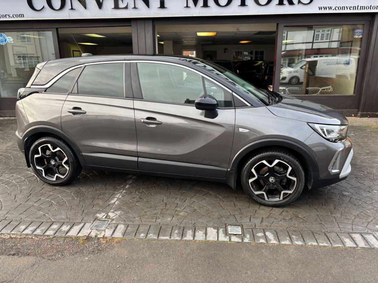 A 2021 VAUXHALL CROSSLAND 1.2 Elite Nav SUV 5dr Petrol Manual Euro 6 (s/s) (83 ps) HEATED SEATS AND S A 2021 VAUXHALL CROSSLAND 1.2 Elite Nav SUV 5dr Petrol Manual Euro 6 (s/s) (83 ps) HEATED SEATS AND S