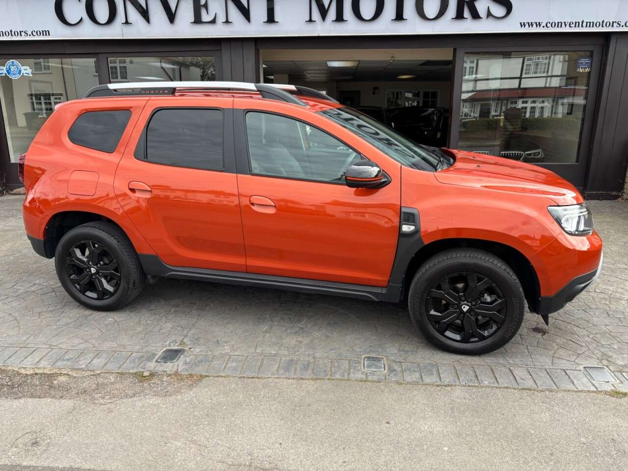 A 2022 DACIA DUSTER 1.0 TCe Extreme SE SUV 5dr Petrol Manual Euro 6 (s/s) (90 ps) REV CAMERA, S A 2022 DACIA DUSTER 1.0 TCe Extreme SE SUV 5dr Petrol Manual Euro 6 (s/s) (90 ps) REV CAMERA, S