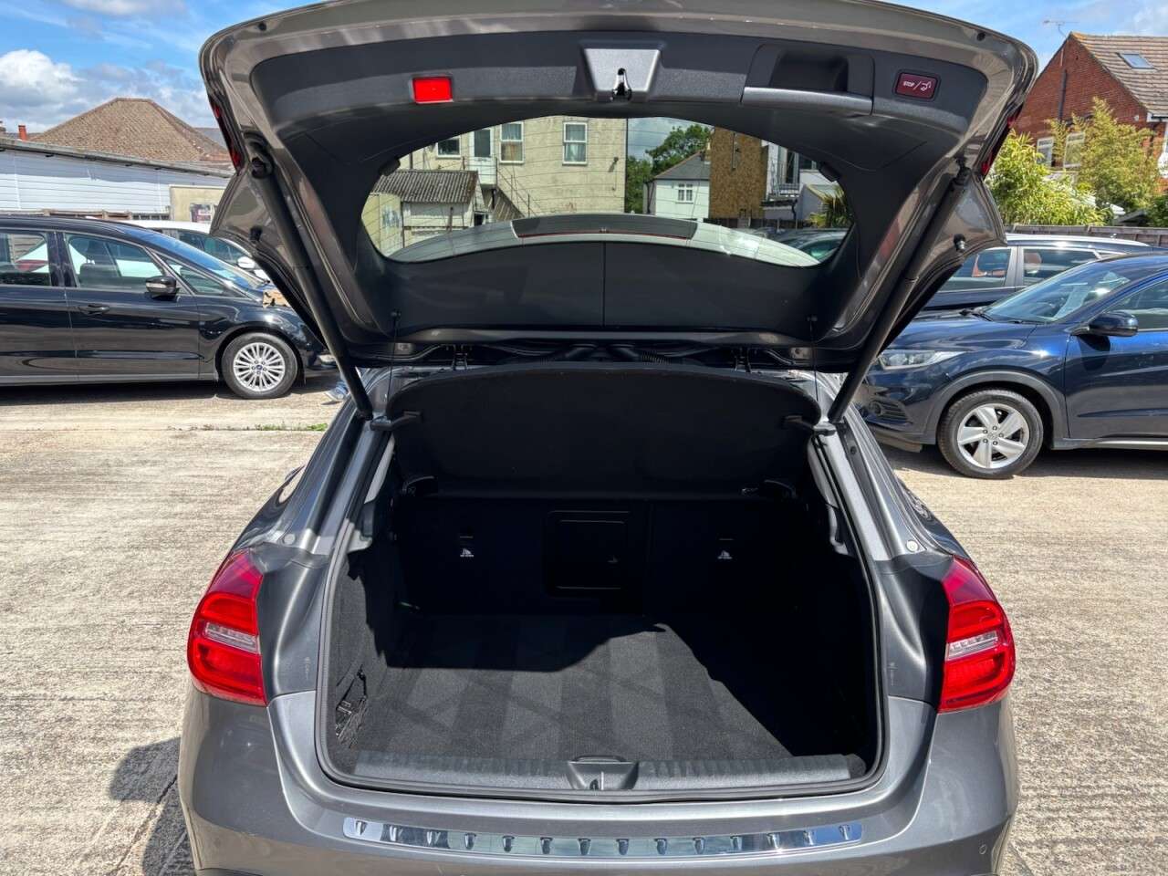 2016 MERCEDES-BENZ GLA 2016 MERCEDES-BENZ GLA