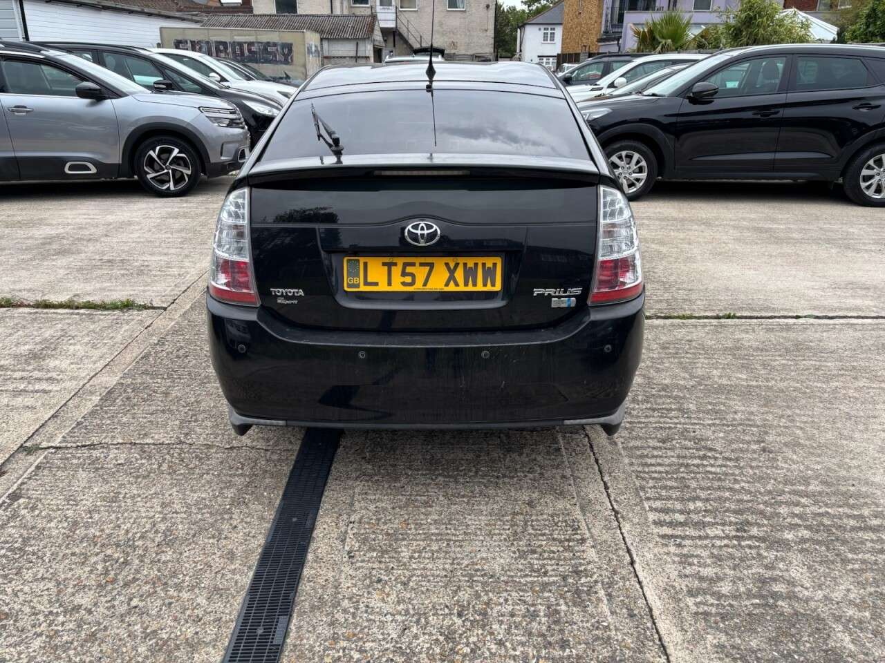 A 2007 TOYOTA PRIUS 1.5 T Spirit Hatchback 5dr Petrol Hybrid CVT (104 g/km, 76 bhp) SAT NAV, LE A 2007 TOYOTA PRIUS 1.5 T Spirit Hatchback 5dr Petrol Hybrid CVT (104 g/km, 76 bhp) SAT NAV, LE