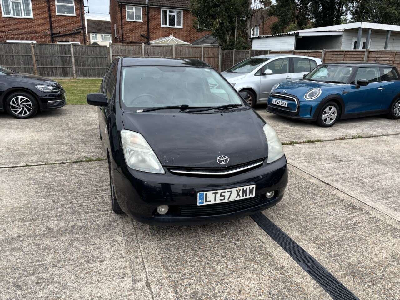 A 2007 TOYOTA PRIUS 1.5 T Spirit Hatchback 5dr Petrol Hybrid CVT (104 g/km, 76 bhp) SAT NAV, LE A 2007 TOYOTA PRIUS 1.5 T Spirit Hatchback 5dr Petrol Hybrid CVT (104 g/km, 76 bhp) SAT NAV, LE
