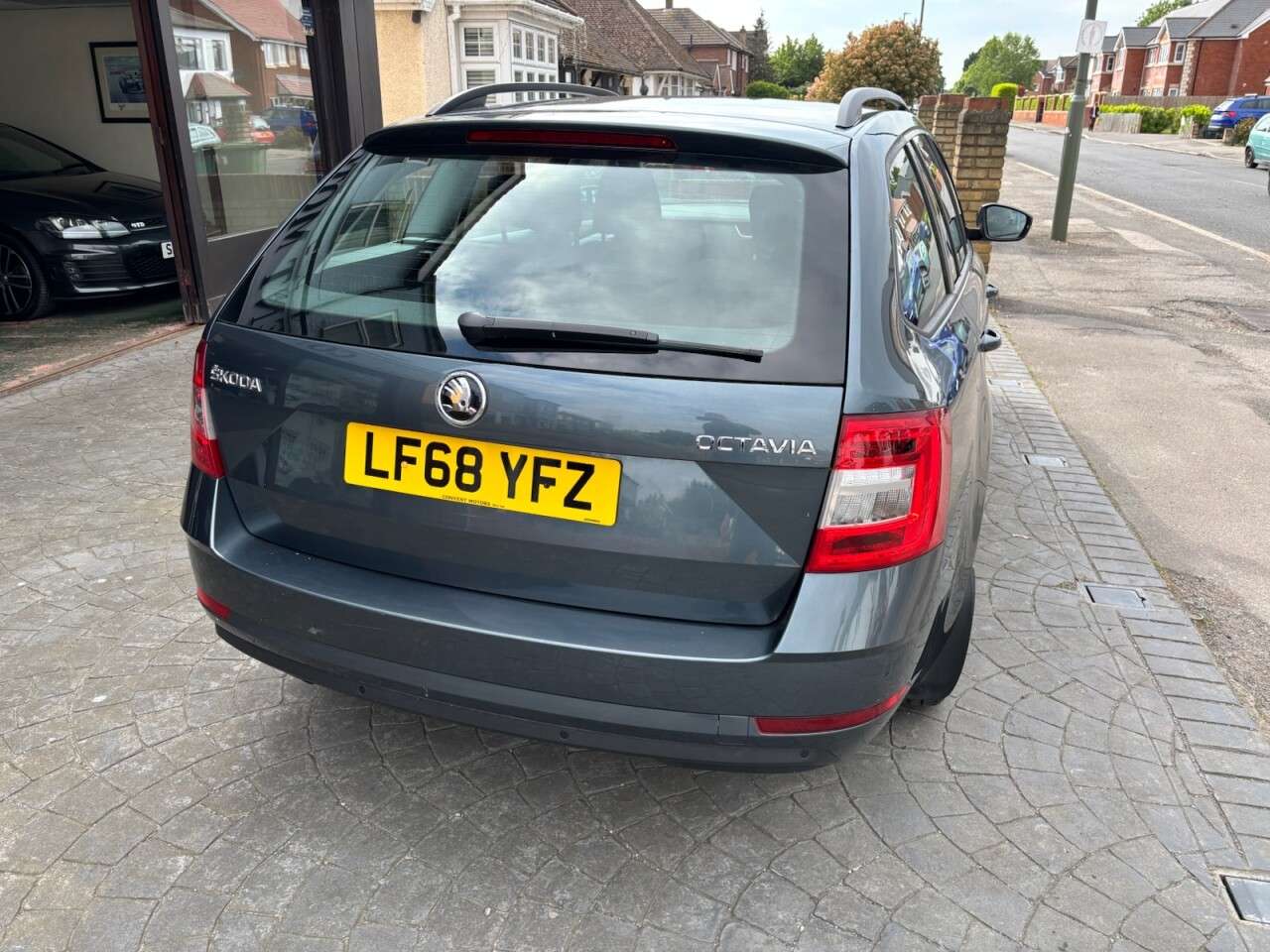 A 2018 SKODA OCTAVIA 1.5 TSI GPF ACT SE Estate 5dr Petrol Manual Euro 6 (s/s) (150 ps) A 2018 SKODA OCTAVIA 1.5 TSI GPF ACT SE Estate 5dr Petrol Manual Euro 6 (s/s) (150 ps)