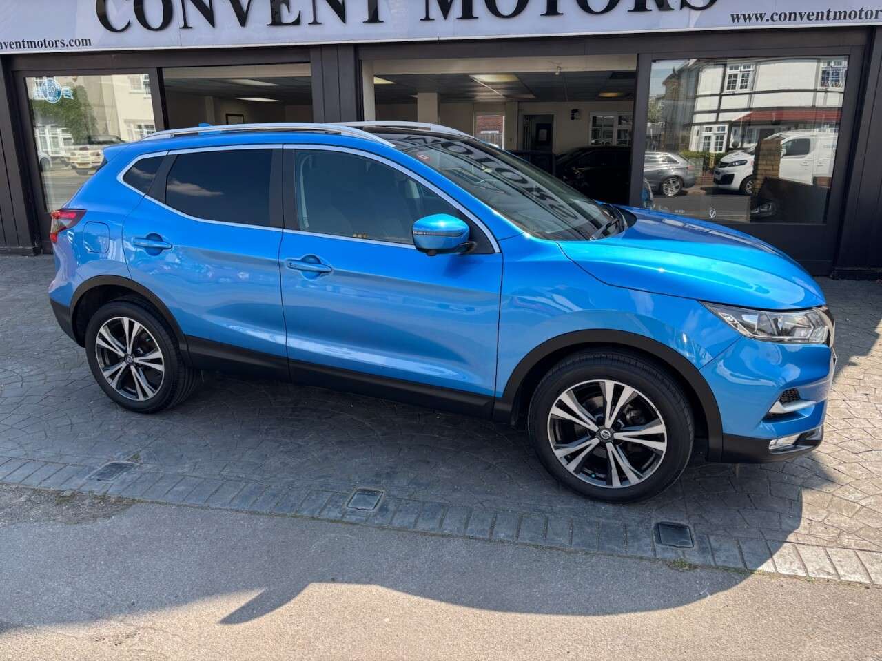 A 2018 NISSAN QASHQAI 1.2 DIG-T N-Connecta SUV 5dr Petrol Manual Euro 6 (s/s) (115 ps) SAT NAV, P A 2018 NISSAN QASHQAI 1.2 DIG-T N-Connecta SUV 5dr Petrol Manual Euro 6 (s/s) (115 ps) SAT NAV, P
