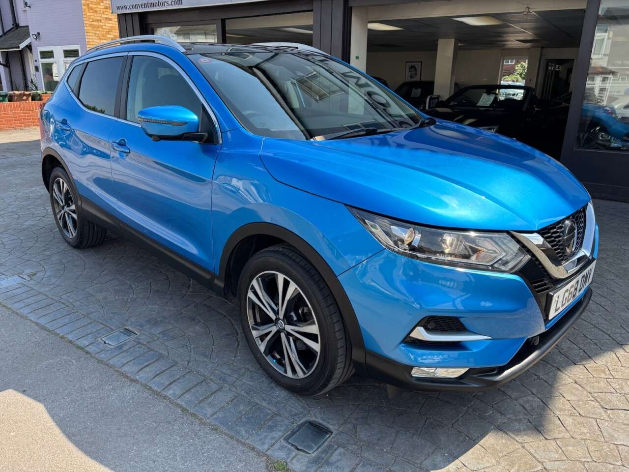 A 2018 NISSAN QASHQAI 1.2 DIG-T N-Connecta SUV 5dr Petrol Manual Euro 6 (s/s) (115 ps) SAT NAV, P A 2018 NISSAN QASHQAI 1.2 DIG-T N-Connecta SUV 5dr Petrol Manual Euro 6 (s/s) (115 ps) SAT NAV, P