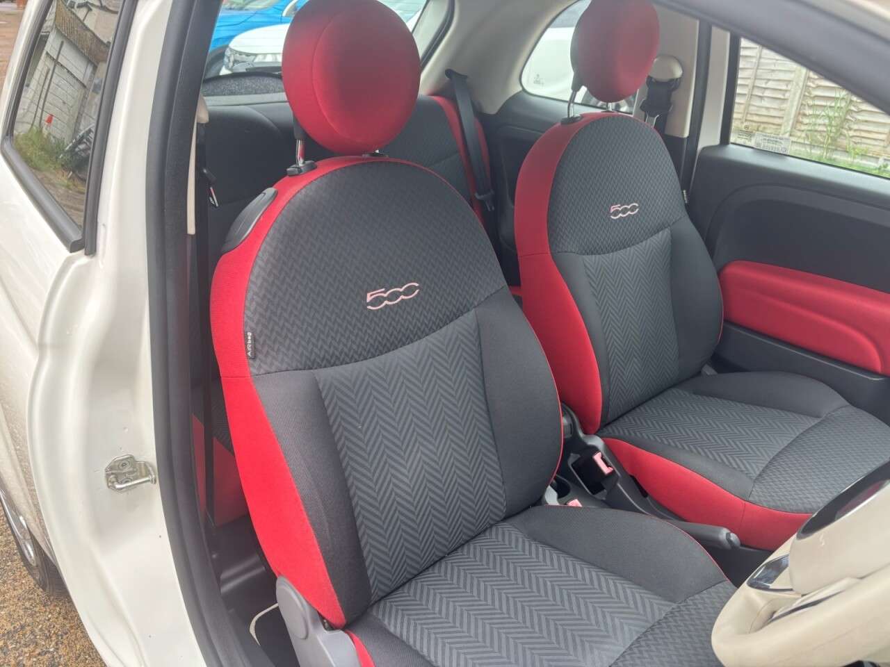 2015 FIAT 500 2015 FIAT 500