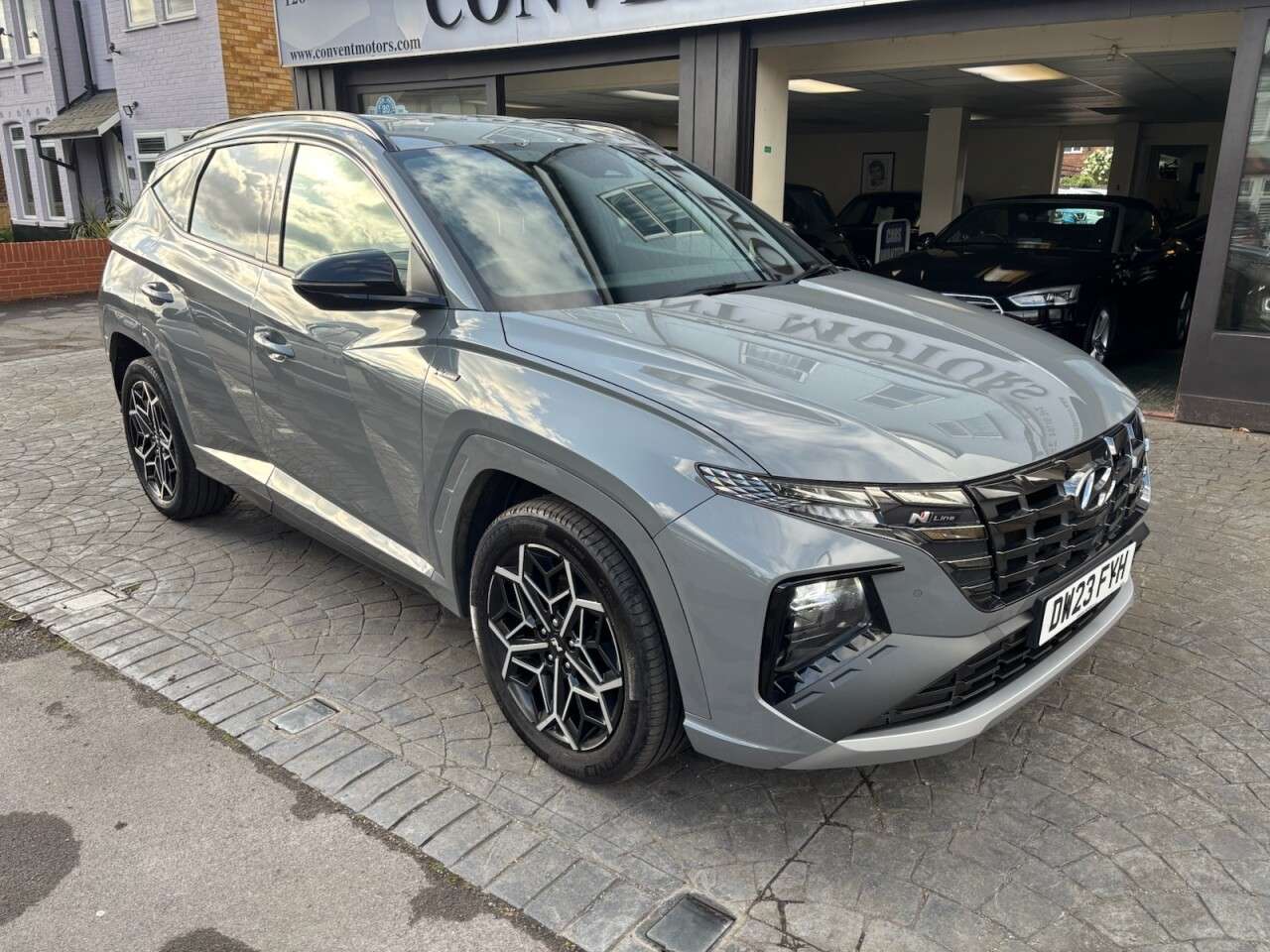 A 2023 HYUNDAI TUCSON 1.6 h T-GDi N Line SUV 5dr Petrol Hybrid Auto Euro 6 (s/s) (230 ps) SAT NAV A 2023 HYUNDAI TUCSON 1.6 h T-GDi N Line SUV 5dr Petrol Hybrid Auto Euro 6 (s/s) (230 ps) SAT NAV