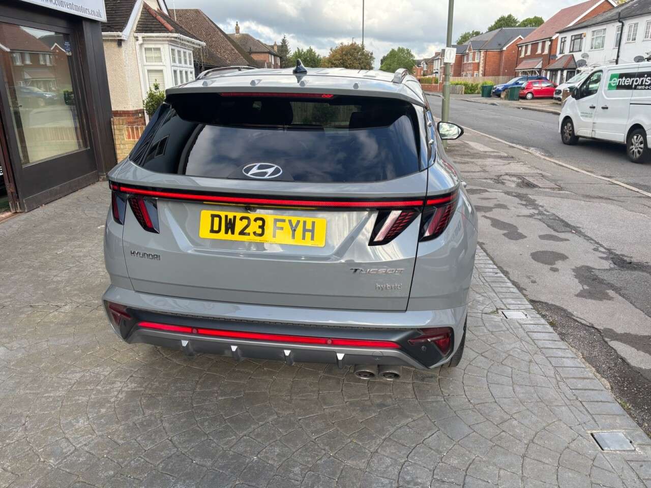 A 2023 HYUNDAI TUCSON 1.6 h T-GDi N Line SUV 5dr Petrol Hybrid Auto Euro 6 (s/s) (230 ps) SAT NAV A 2023 HYUNDAI TUCSON 1.6 h T-GDi N Line SUV 5dr Petrol Hybrid Auto Euro 6 (s/s) (230 ps) SAT NAV