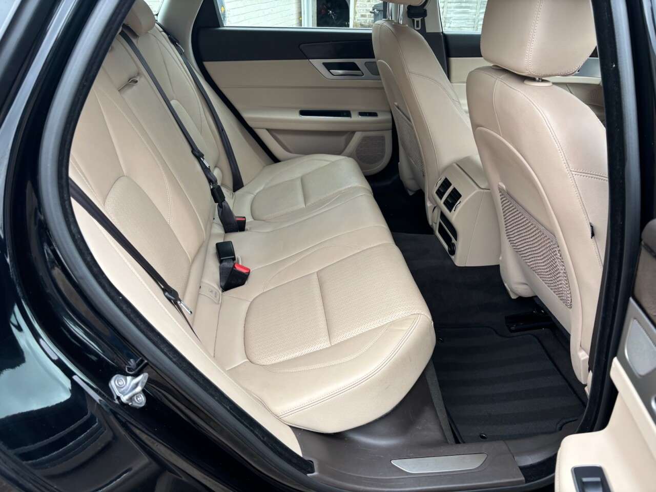 2017 JAGUAR XF 2017 JAGUAR XF